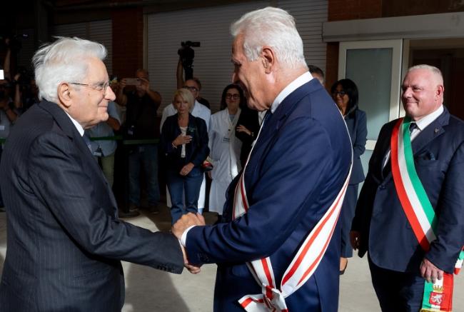 Mattarella in visita all’ospedale di Grosseto, dove è nato il Codice Rosa