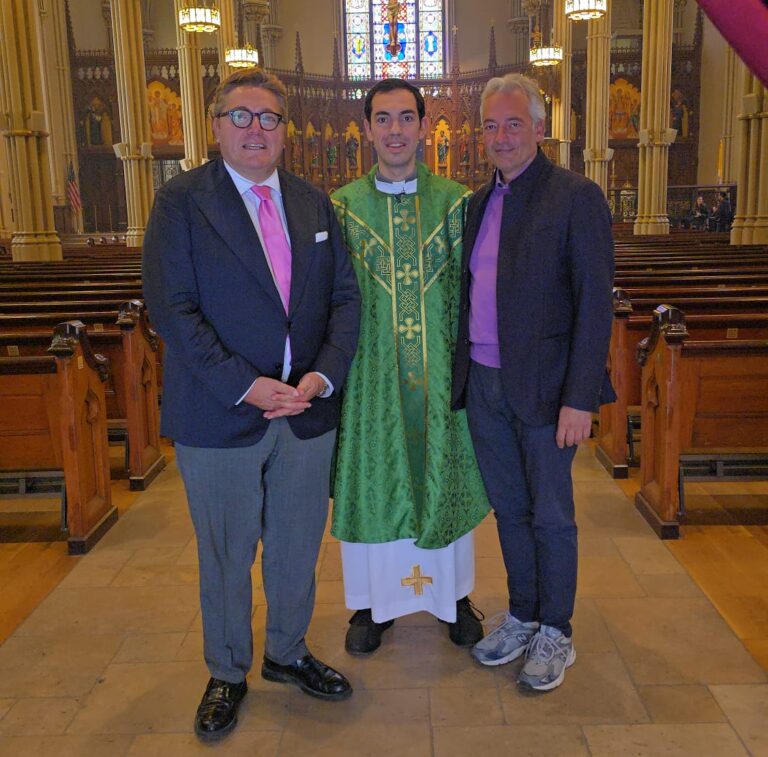 New York, i cattolici italiani in preghiera per Papa Leone XIV: appuntamento a San Patrizio